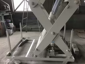 油圧テーブルリフト4の画像